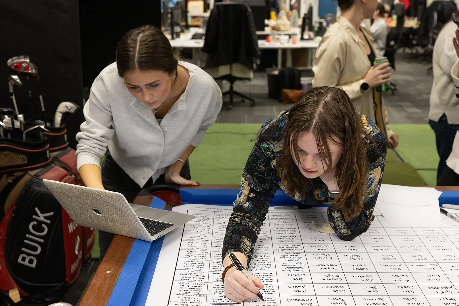 The ParsonsKellogg team provides dedicated customer service for your co-branding projects.